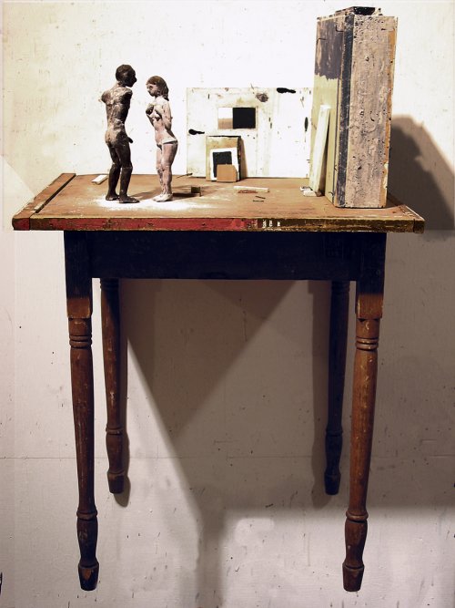 Studio-Table 